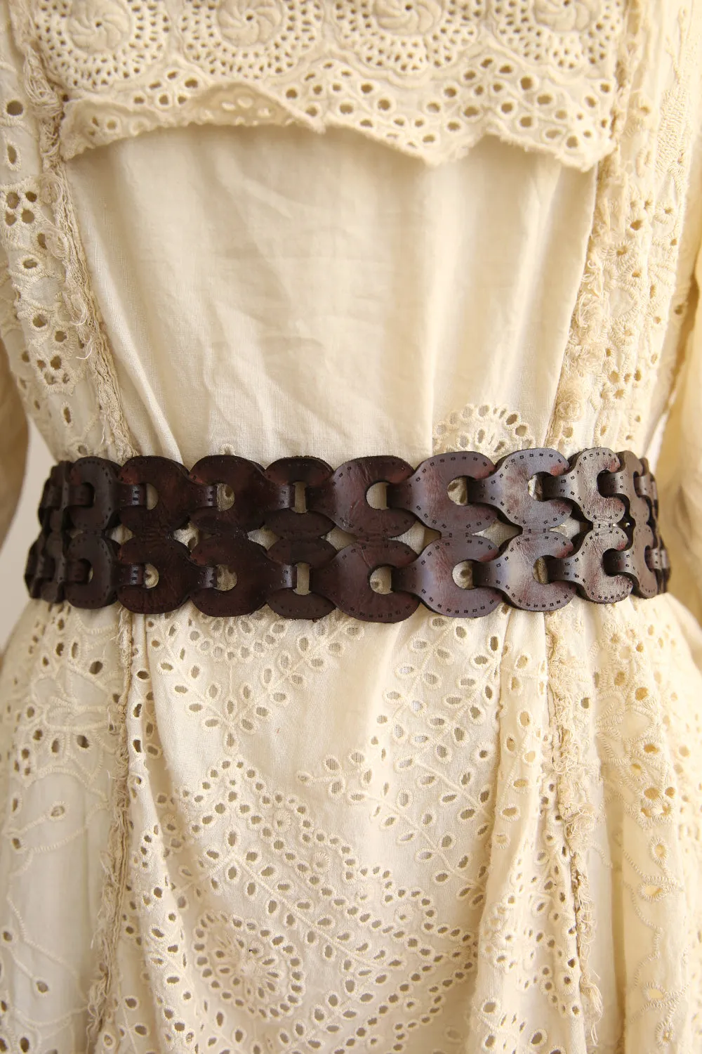 ART N' VINTAGE BRADY LEATHER WRAP BELT MOCCA