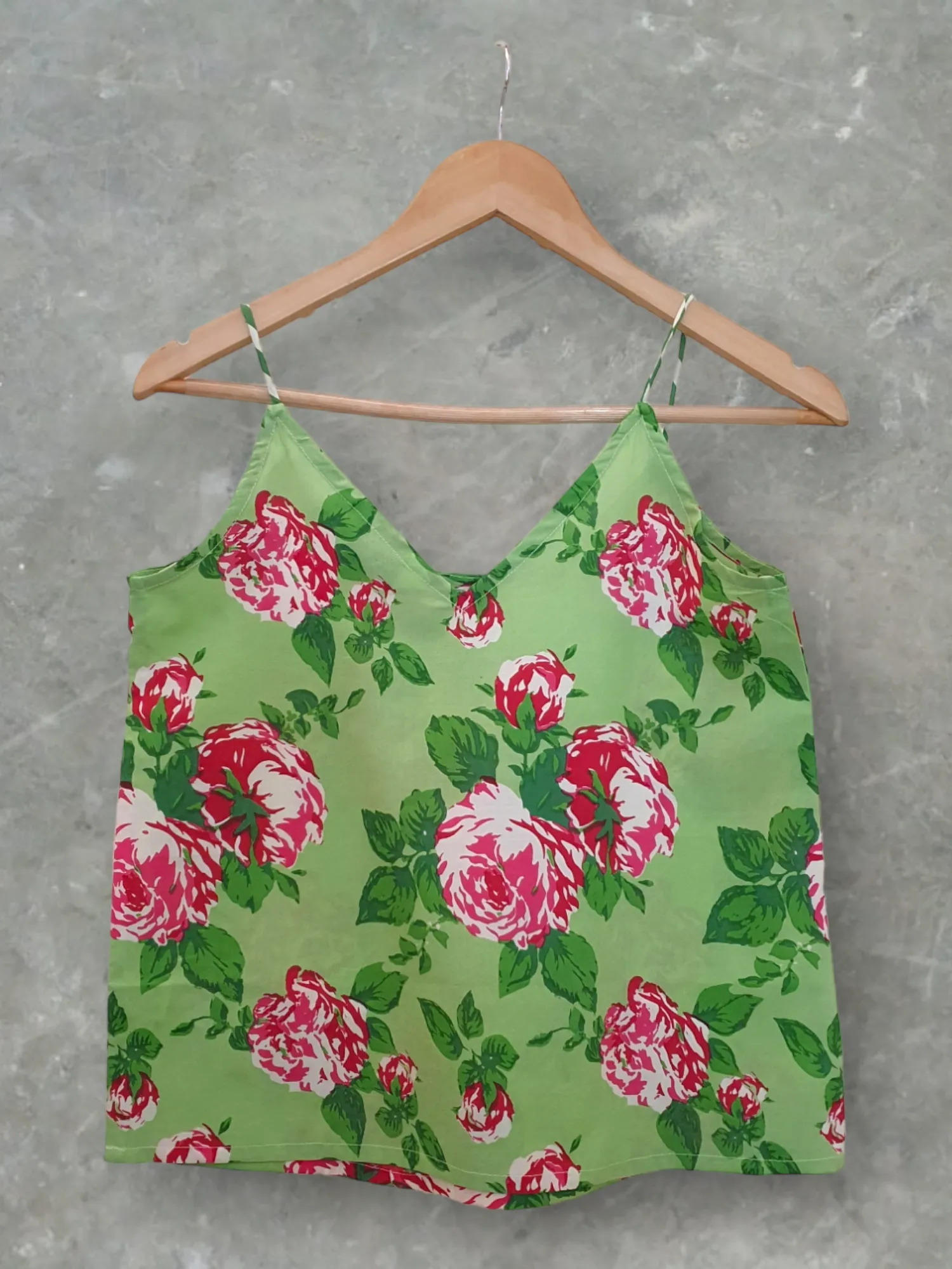 Chhaya Tank Top - Green Roses