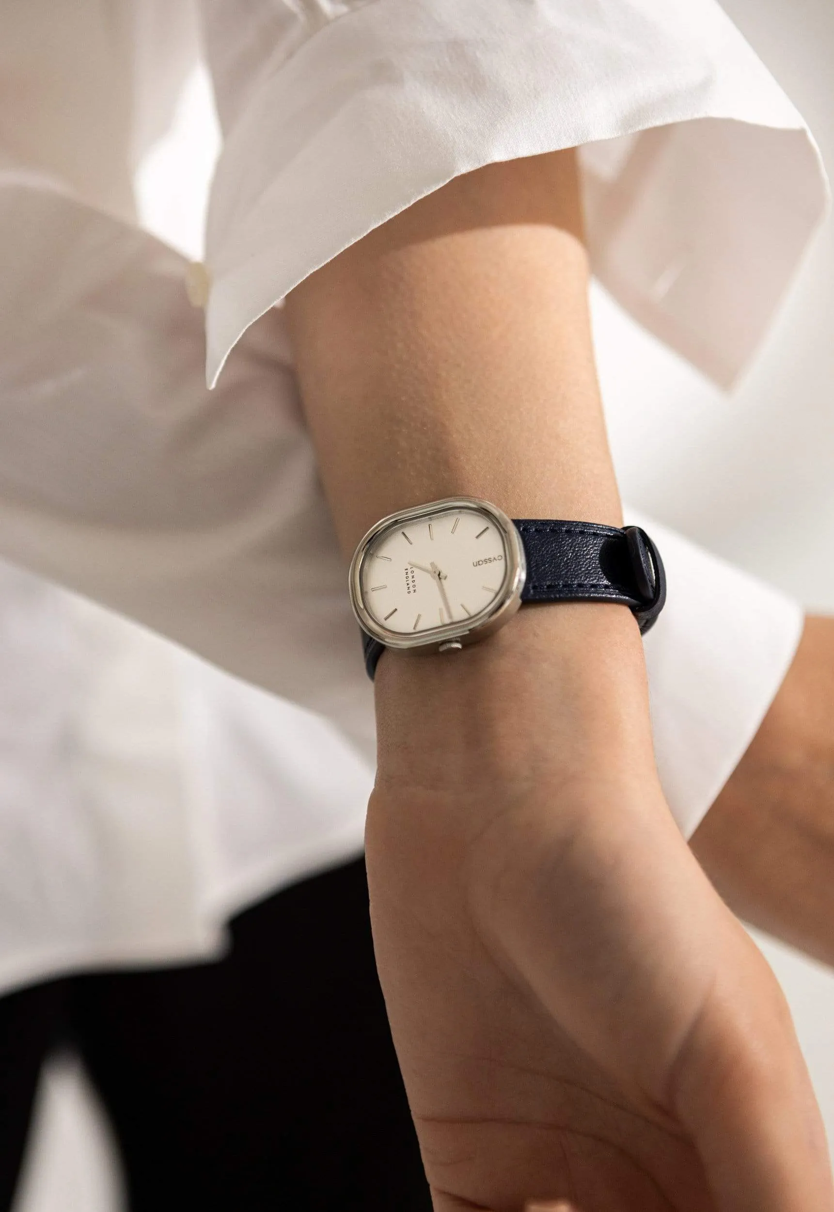 CYS6 Watch with White & Silver Dial | Navy Vegan Leather Strap