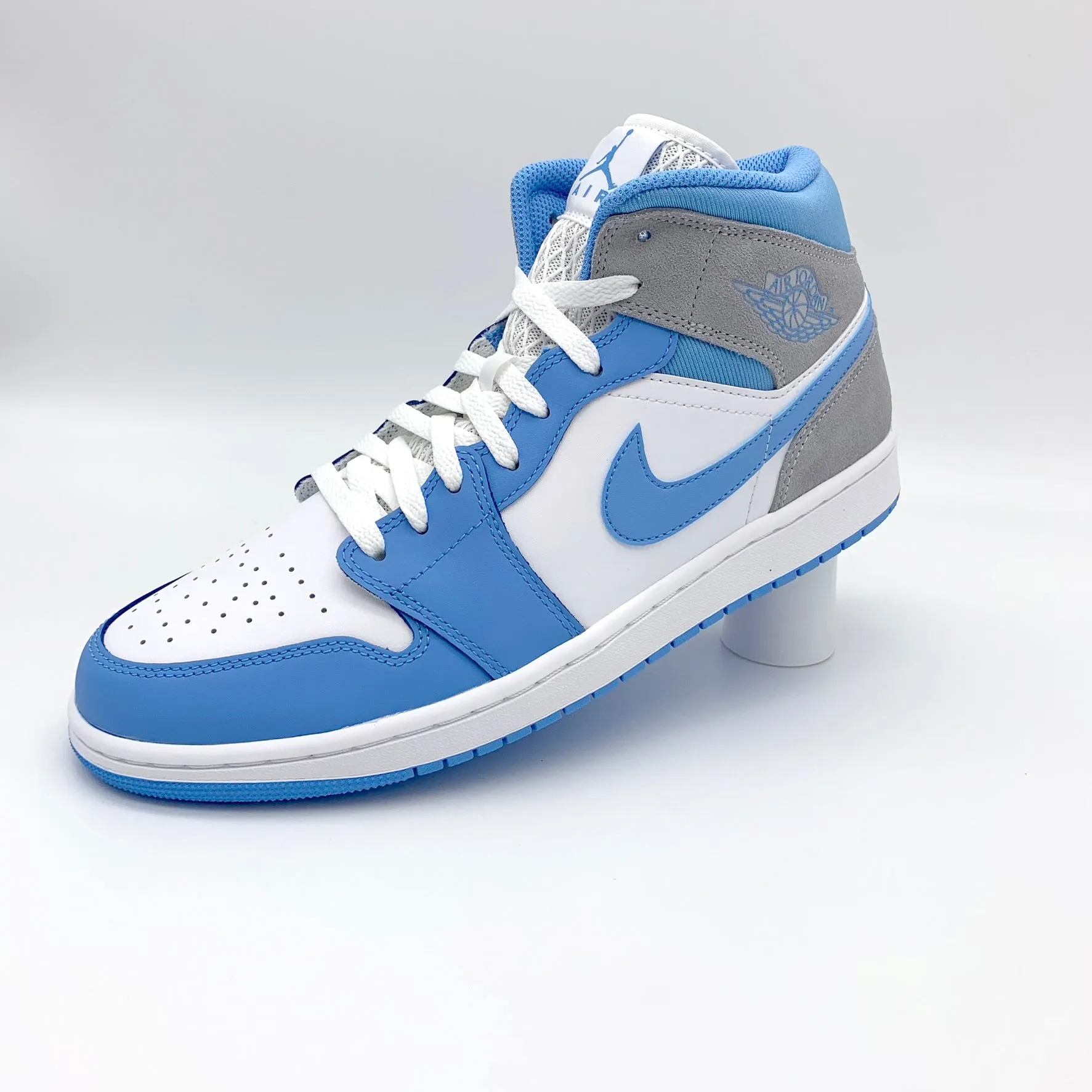 Jordan 1 Mid University Blue Grey